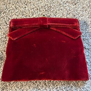Red Clutch